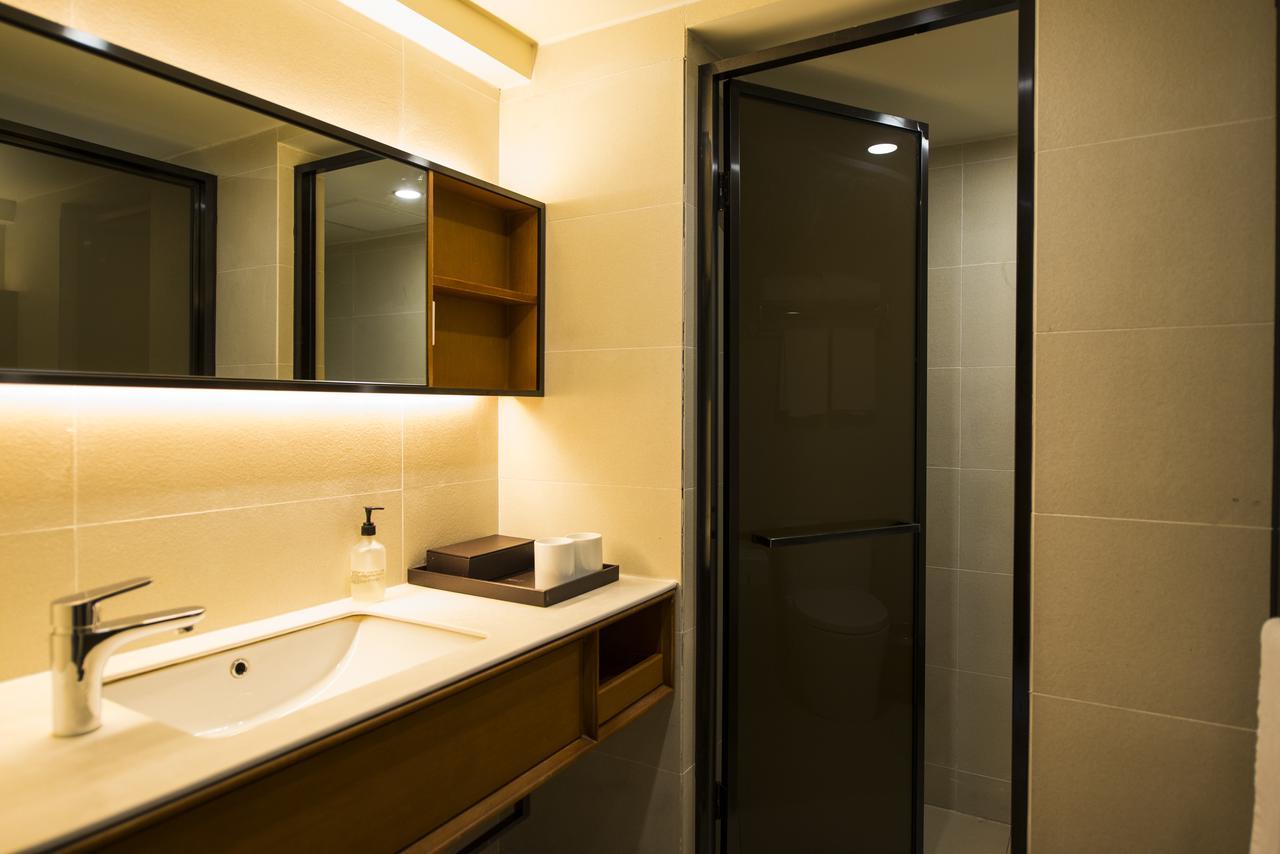 Ji Hotel Shanghai Hongqiao Transport Hub Linkong Zone Εξωτερικό φωτογραφία