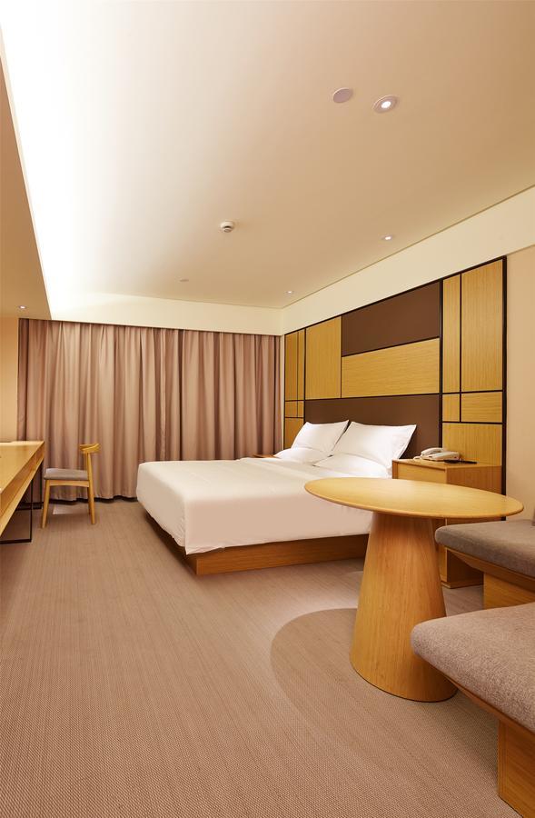 Ji Hotel Shanghai Hongqiao Transport Hub Linkong Zone Εξωτερικό φωτογραφία